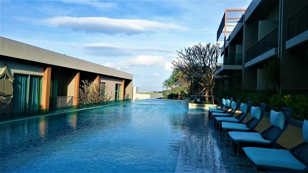 Fusion Suites Phuket Patong Ngoại thất bức ảnh The swimming pool at the hotel