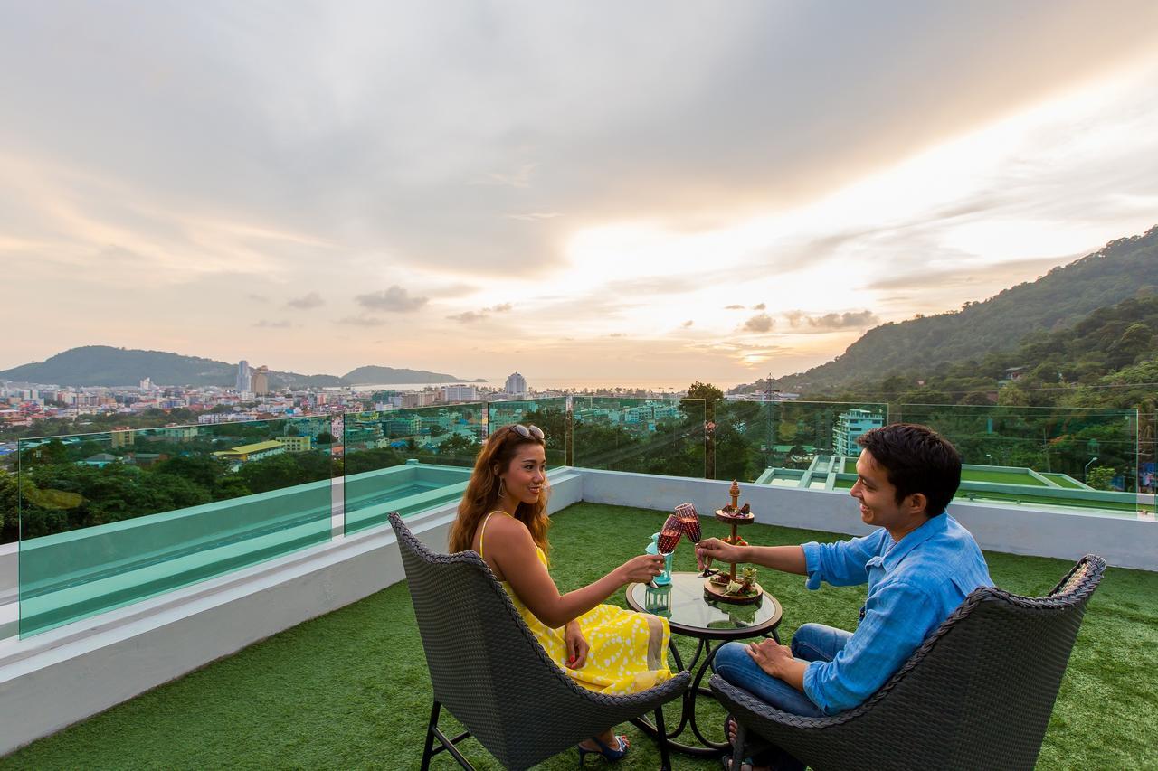 Fusion Suites Phuket Patong Ngoại thất bức ảnh Sky Bar