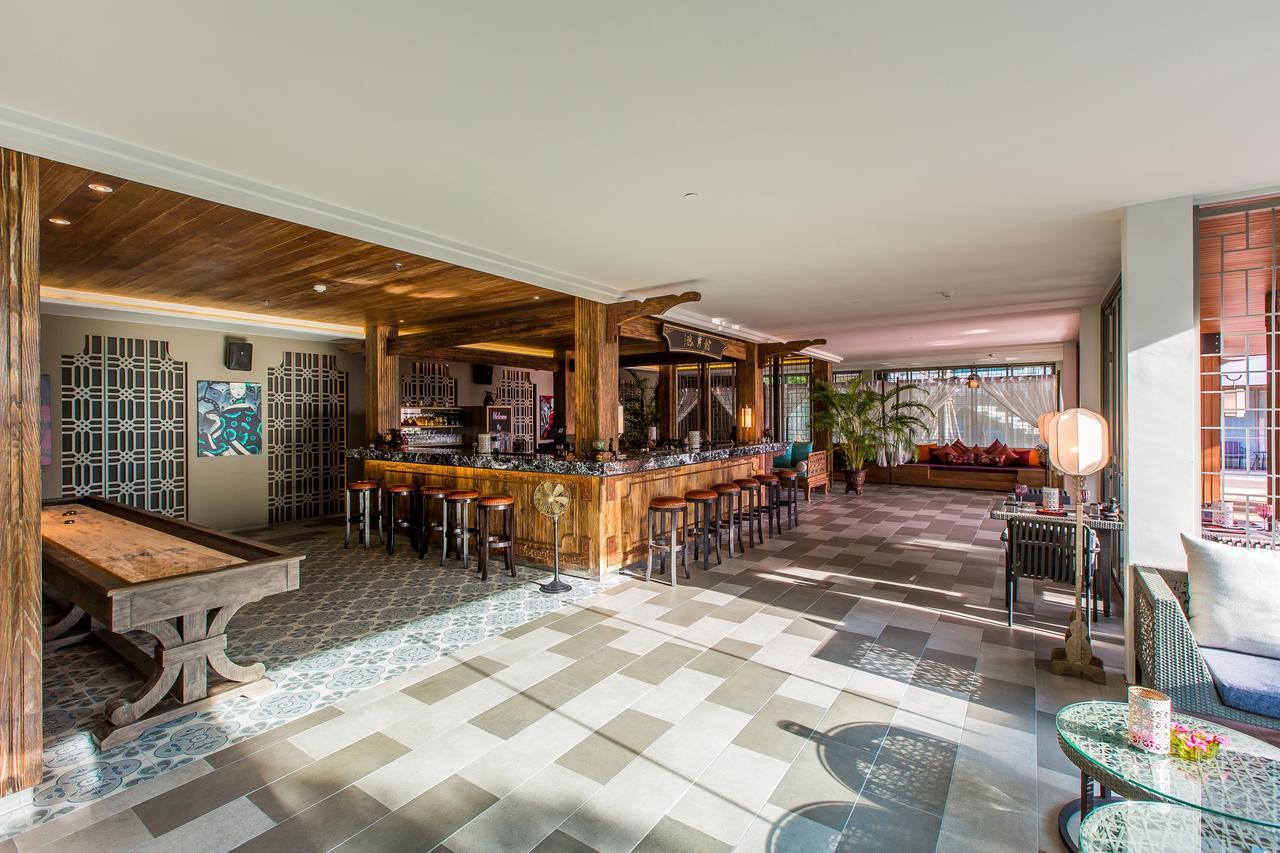 Fusion Suites Phuket Patong Ngoại thất bức ảnh The lobby of the hotel