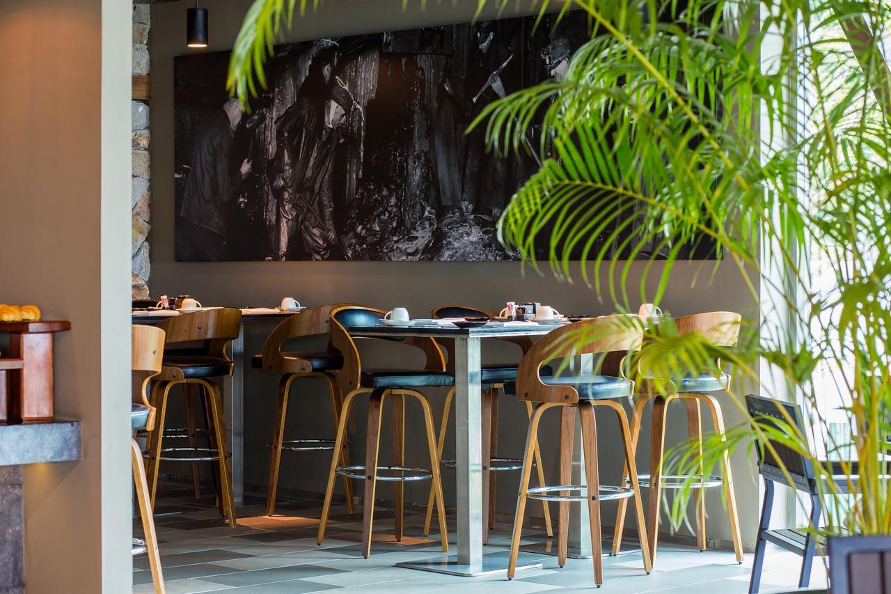 Fusion Suites Phuket Patong Ngoại thất bức ảnh Restaurant